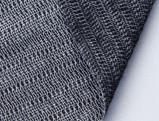 Medium-weight Woven Weft Fusible Interfacing Black/Off-White