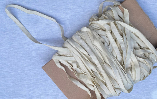 Picot Elastic. Scalloped Elastic for Bra and Lingerie Making. Cream colour. 1.1cm/11mm wide
